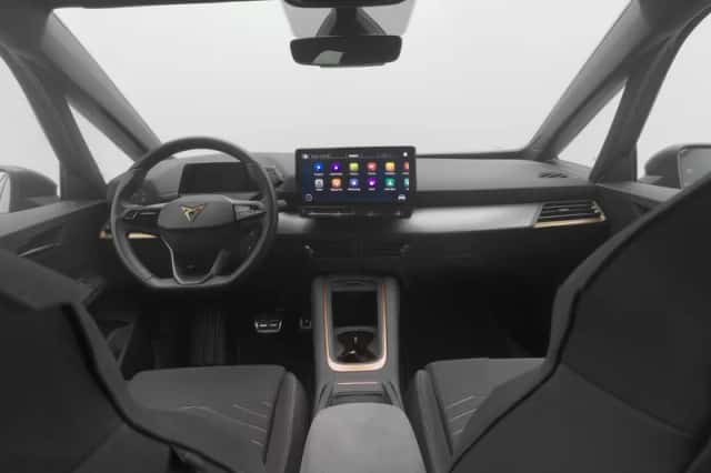 CUPRA Born (2024) thumbnail 3