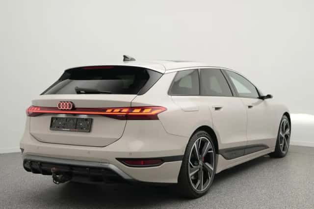 Audi A6 (2025) thumbnail 2