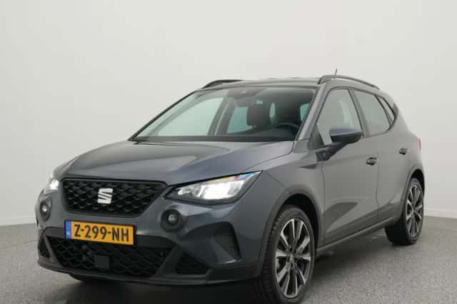 SEAT Arona (2024) thumbnail 1