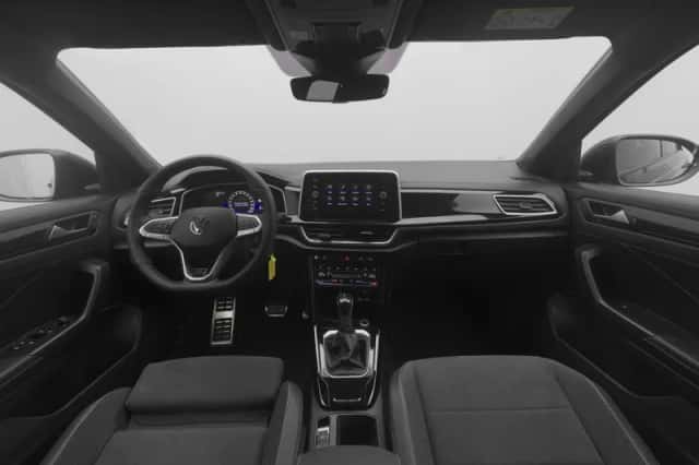 Volkswagen T-Roc (2025) thumbnail 3