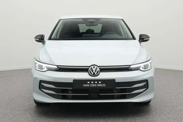 Volkswagen Golf (2025) thumbnail 5