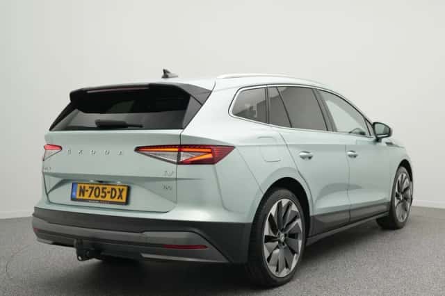 Škoda Enyaq (2021) thumbnail 2