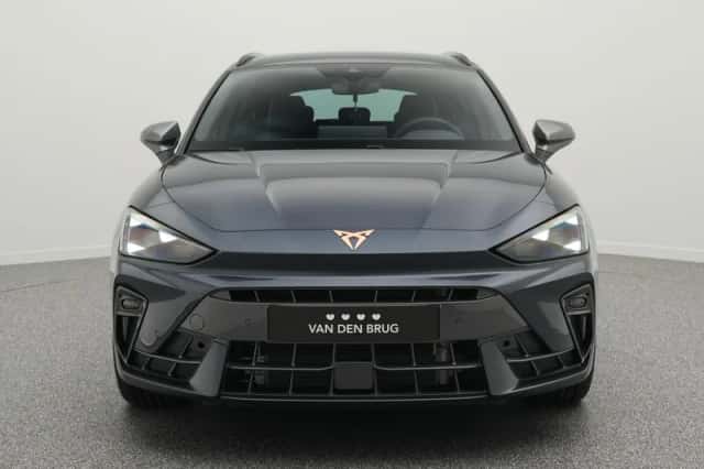 CUPRA Leon Sportstourer (2024) thumbnail 3