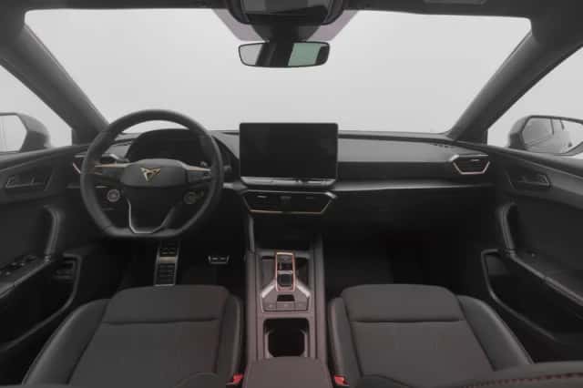CUPRA Leon Sportstourer (2024) thumbnail 6