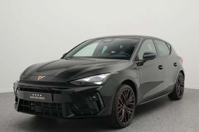 CUPRA Leon (2026) thumbnail 1