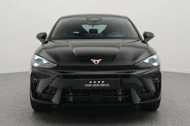 CUPRA Leon (2026) thumbnail 4