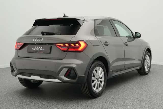 Audi A1 (2024) thumbnail 2