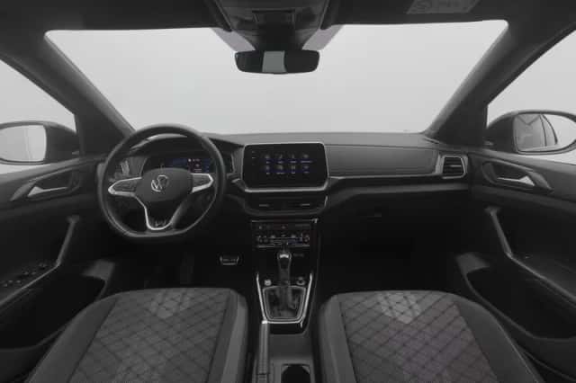 Volkswagen T-Cross (2024) thumbnail 3