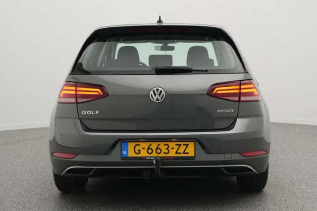 Volkswagen Golf (2019) thumbnail 6