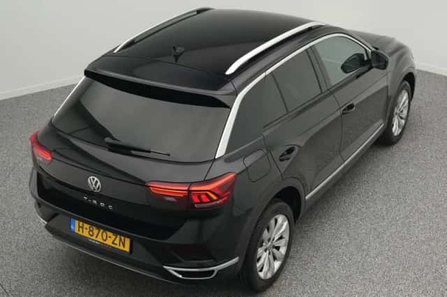 Volkswagen T-Roc (2020) thumbnail 1