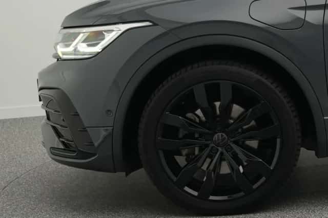 Volkswagen Tiguan (2022) thumbnail 6