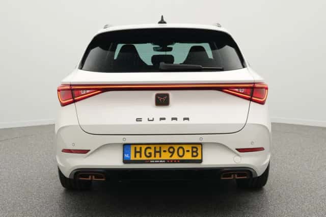 CUPRA Leon Sportstourer (2022) thumbnail 5