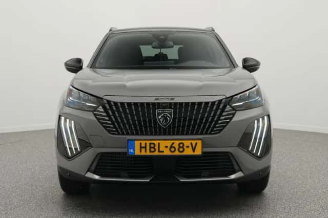 Peugeot 2008 (2025) thumbnail 5