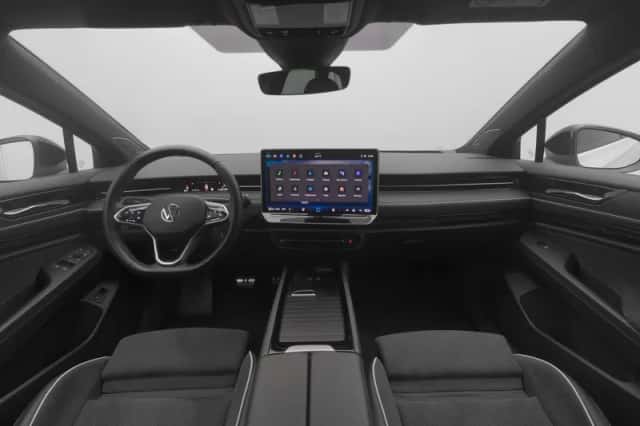 Volkswagen ID.7 (2025) thumbnail 3