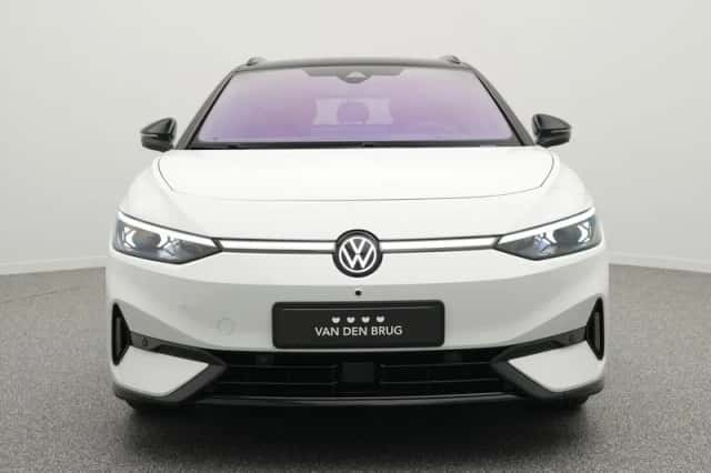 Volkswagen ID.7 (2025) thumbnail 5