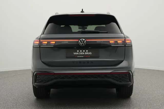 Volkswagen Tiguan (2025) thumbnail 6