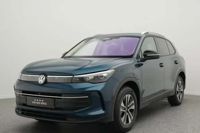 Volkswagen Tiguan (2025) thumbnail 1