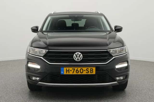 Volkswagen T-Roc (2020) thumbnail 5