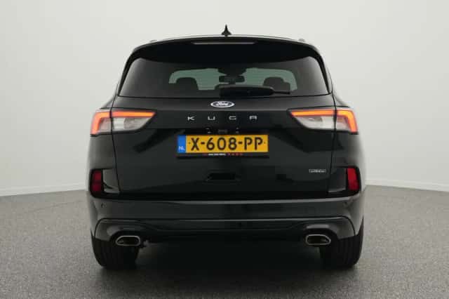 Ford Kuga (2023) thumbnail 6