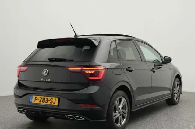 Volkswagen Polo (2022) thumbnail 2