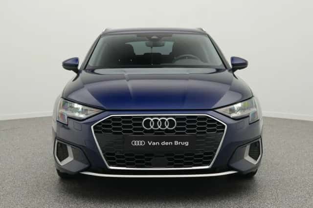Audi A3 (2023) thumbnail 5