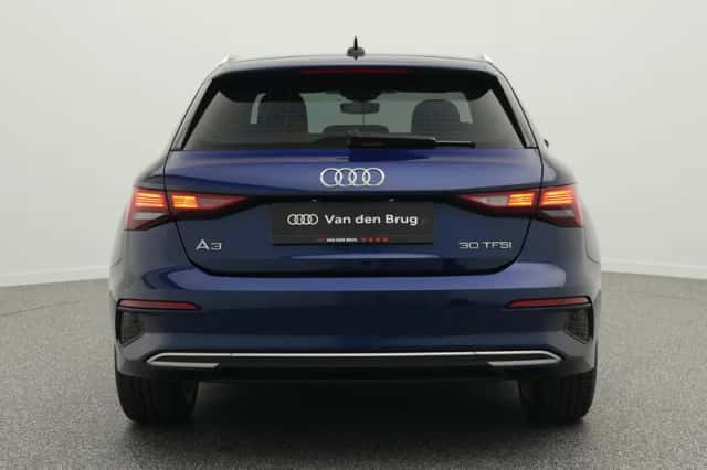 Audi A3 (2023) thumbnail 6