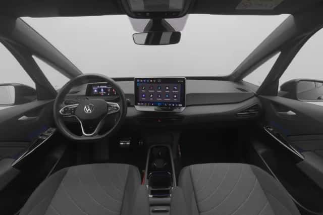 Volkswagen ID.3 (2024) thumbnail 3