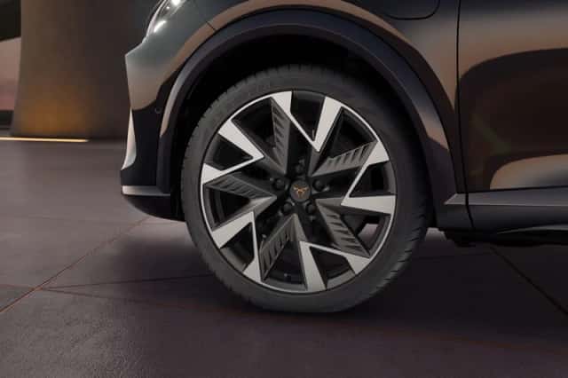 CUPRA Formentor (2026) thumbnail 5