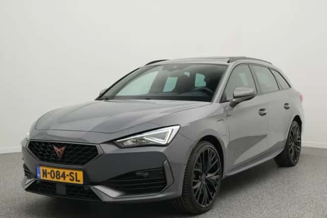 CUPRA Leon Sportstourer (2020) thumbnail 1