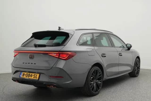 CUPRA Leon Sportstourer (2020) thumbnail 2