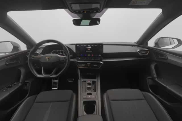 CUPRA Leon Sportstourer (2023) thumbnail 3