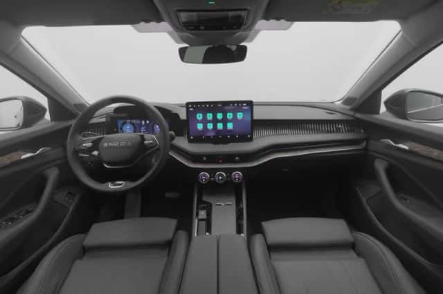 Škoda Superb (2025) thumbnail 3