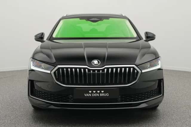 Škoda Superb (2025) thumbnail 4