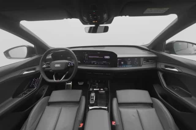 Audi Q6 e-tron (2025) thumbnail 3