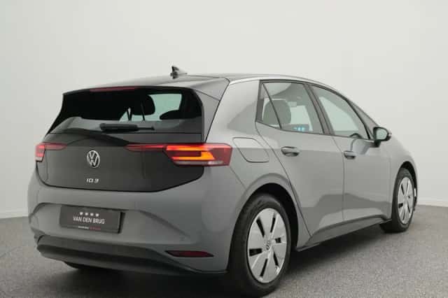 Volkswagen ID.3 (2024) thumbnail 2