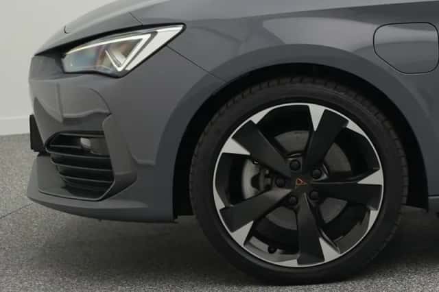 CUPRA Leon Sportstourer (2023) thumbnail 6