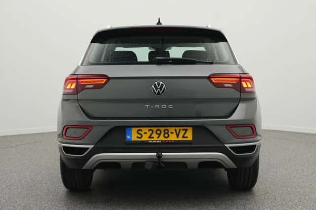 Volkswagen T-Roc (2022) thumbnail 6