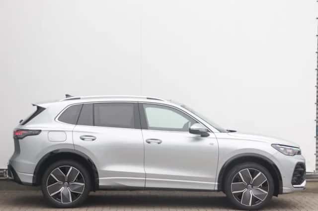Volkswagen Tiguan (2026) thumbnail 2