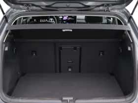 Volkswagen Golf (2025) thumbnail 14