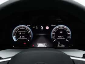 Volkswagen Golf (2025) thumbnail 24