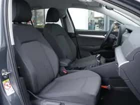 Volkswagen Golf (2025) thumbnail 7