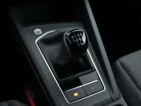Volkswagen Golf (2025) thumbnail 10