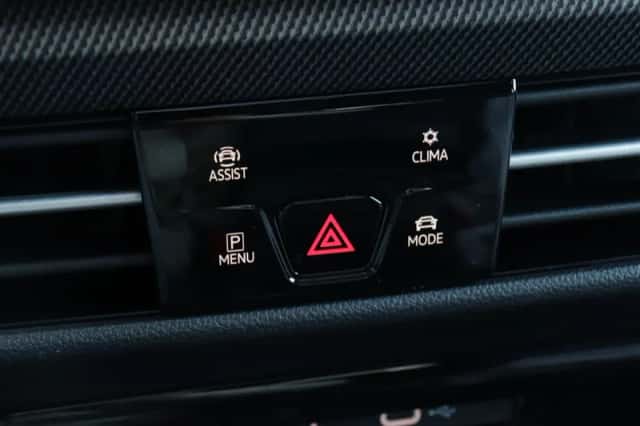 Volkswagen Golf (2026) thumbnail 12