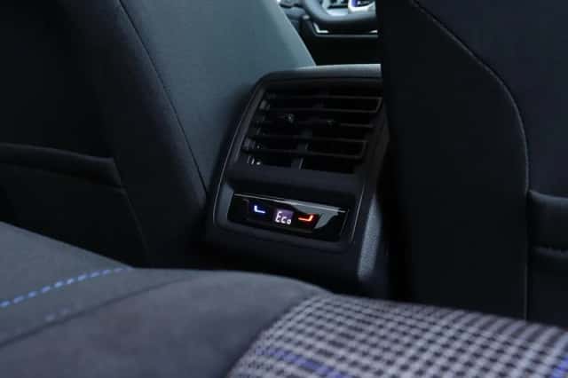 Volkswagen Golf (2026) thumbnail 17