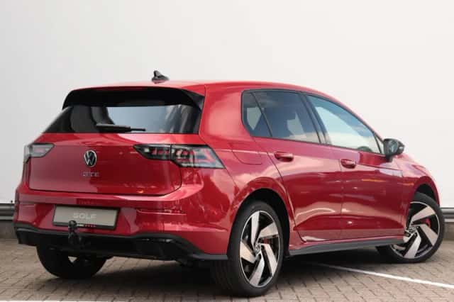 Volkswagen Golf (2026) thumbnail 4