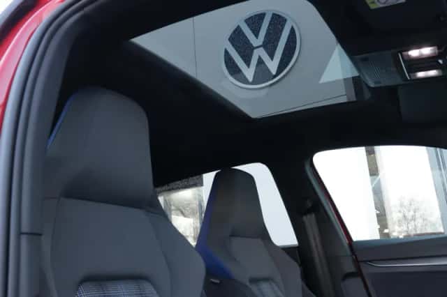 Volkswagen Golf (2026) thumbnail 8