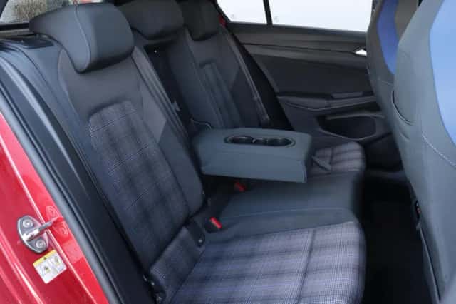 Volkswagen Golf (2026) thumbnail 9
