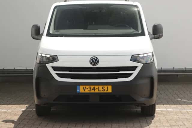 Volkswagen E-Transporter (2025) thumbnail 4