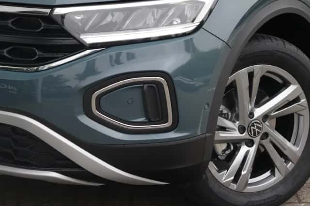 Volkswagen T-Roc (2025) thumbnail 11