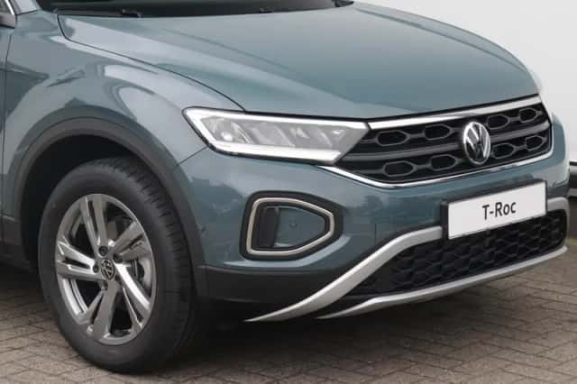 Volkswagen T-Roc (2025) thumbnail 15